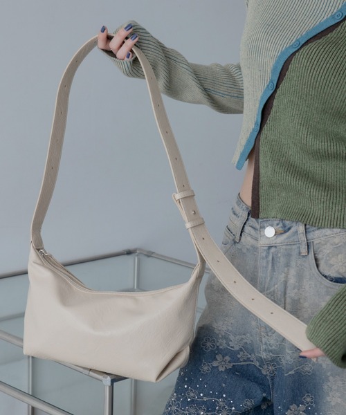VACANCY（ヴァカンシー）の「デイリーソフトワンハンドルバッグ/ショルダーバッグ（ショルダーバッグ・レディース・アイボリー/ブラック/ライトブルー・FREE）」の16枚目の写真