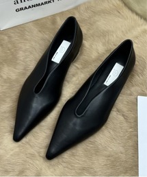 AMELY（エミリー）の「ポインテッドトゥ Vカット フラットパンプス（パンプス）」