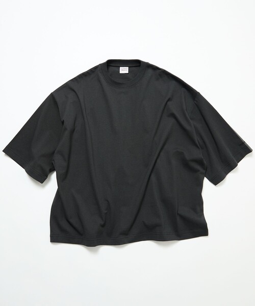 FREAK'S STORE(フリークスストア)の「CHOW DOWN/チャウダウン 限定展開 ビッグシルエット ワンポイント クルーネック Tシャツ / ワイドシルエット(Tシャツ/カットソー・メンズ・ホワイト/アッシュグレー/ブラウン/ブラック/スミクロ/グレイッシュベージュ・LARGE/MEDIUM/SMALL)」の19枚目の写真