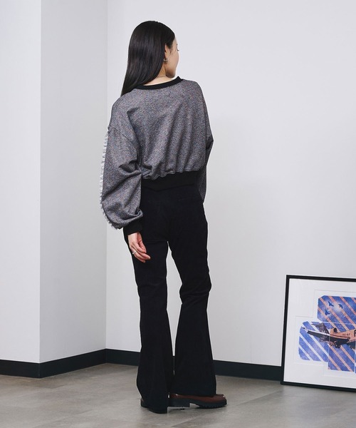 ROSE BUD(ローズバッド)の「LAME RUFFLE SLEEVE SWEAT(スウェット・レディース・ブラック/グレー・ONE SIZE)」の8枚目の写真