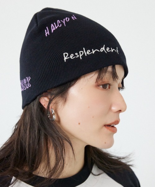 RODEO CROWNS WIDE BOWL(ロデオクラウンズワイドボウル)の「embroidery ビーニー(ニットキャップ/ビーニー・レディース・オフホワイト/グレー/ブラック・FREE)」の6枚目の写真