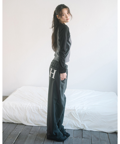HAVISM（ヘビズム）の「CHECK LAYERED SWEATPANTS(CHARCOAL)（スウェットパンツ・レディース・その他・ONE SIZE）」の3枚目の写真
