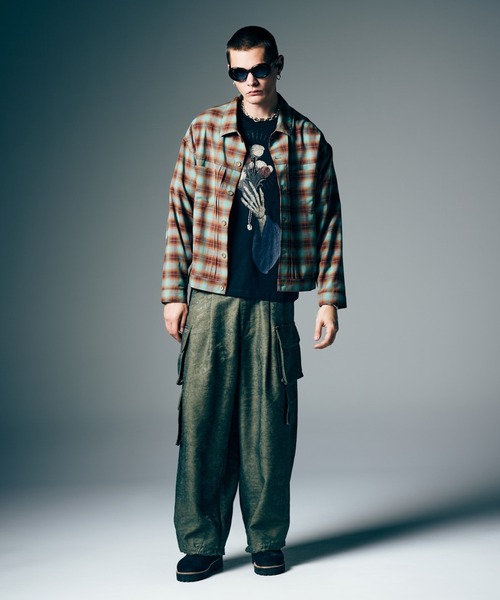 glamb(グラム)の「Prayer Charm T-Shirt / プレイヤーチャームTシャツ(Tシャツ/カットソー・メンズ・チャコール/ブラック・S/M/L)」の11枚目の写真