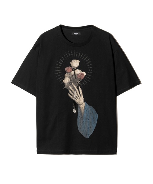 glamb(グラム)の「Prayer Charm T-Shirt / プレイヤーチャームTシャツ(Tシャツ/カットソー・メンズ・チャコール/ブラック・S/M/L)」の3枚目の写真