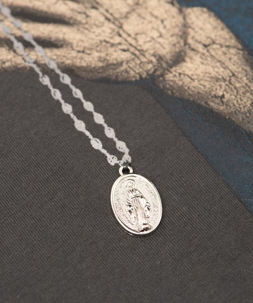 glamb(グラム)の「Prayer Charm T-Shirt / プレイヤーチャームTシャツ(Tシャツ/カットソー・メンズ・チャコール/ブラック・S/M/L)」の20枚目の写真
