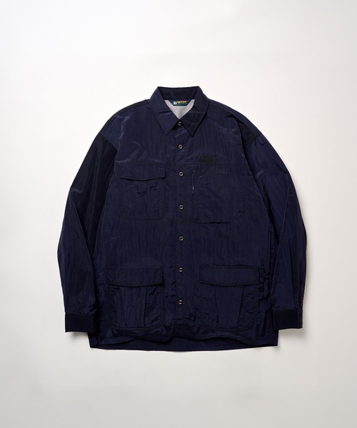 Eddie Bauer(エディーバウアー)の「EBTEK マルチポケットシャツ(シャツ/ブラウス・メンズ・ネイビー/チャコール/サンドグレー・L/M/S/XL)」の18枚目の写真