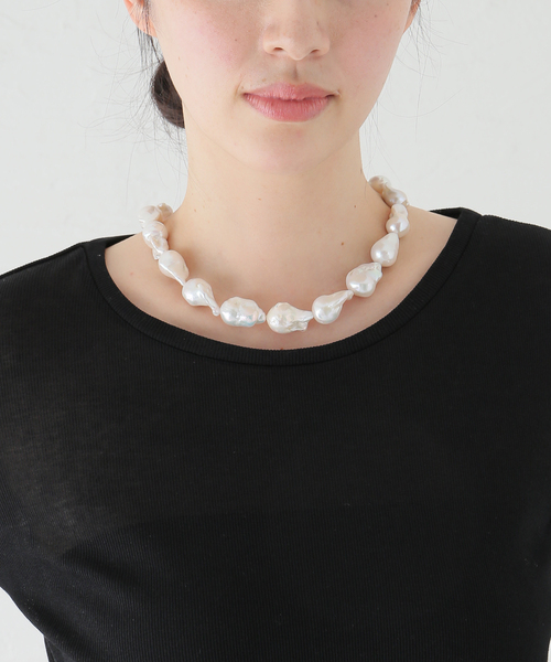 La TOTALITE（ラトータリテ）の「STELLAR HOLLYWOOD/ステラハリウッド ビッグバロックパールネックレス（ネックレス・レディース・ホワイト・FREE）」の7枚目の写真