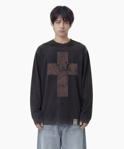 GRAVER（グレーバー）の「[ユニセックス]エンジェルクロス ロングスリーブTシャツ_3カラー（Tシャツ/カットソー・レディース・ブラック/チャコールグレー/ホワイト・MEDIUM/LARGE）」の14枚目の写真