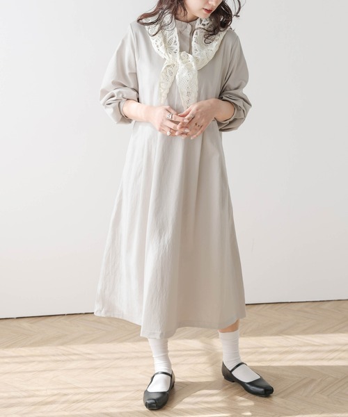 SUGAR BISKET（シュガービスケット）の「バンドカラーシャツワンピース（シャツワンピース・レディース・グレイッシュベージュ/ブラック/ベージュ・フリー）」の3枚目の写真