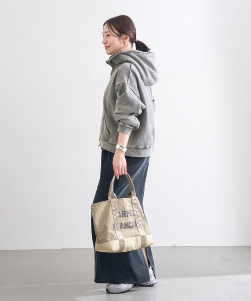 JOURNAL STANDARD(ジャーナルスタンダード)の「ピグメントスウェットパーカー(パーカー・レディース・ブラック系その他/ライトグレー・FREE)」の5枚目の写真