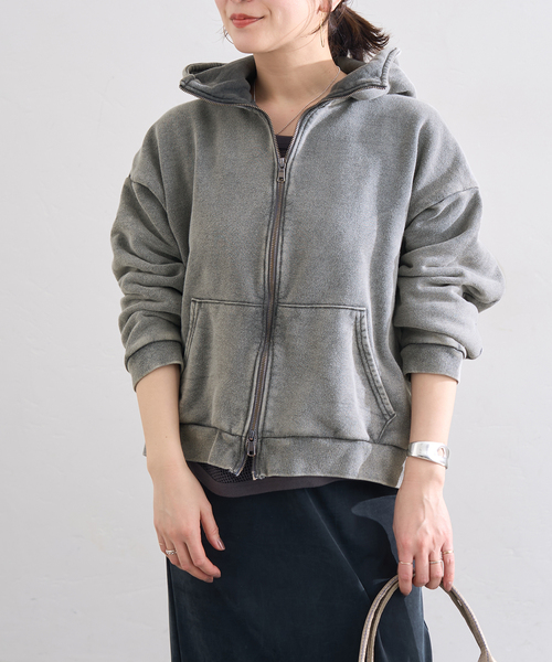 JOURNAL STANDARD(ジャーナルスタンダード)の「ピグメントスウェットパーカー(パーカー・レディース・ブラック系その他/ライトグレー・FREE)」の8枚目の写真