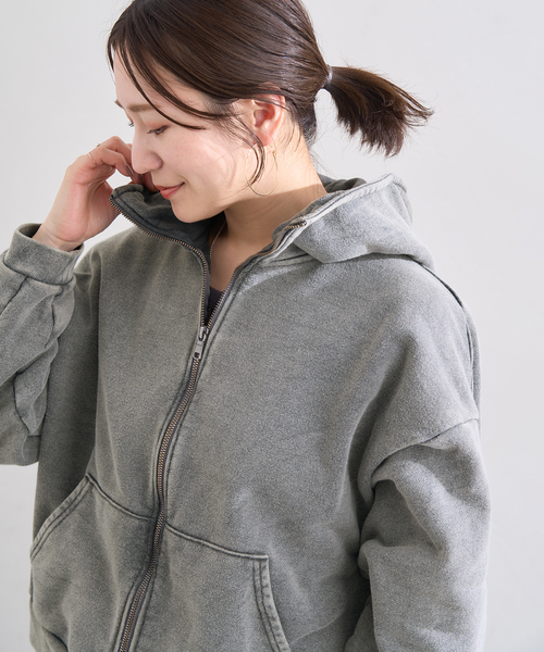 JOURNAL STANDARD(ジャーナルスタンダード)の「ピグメントスウェットパーカー(パーカー・レディース・ブラック系その他/ライトグレー・FREE)」の10枚目の写真