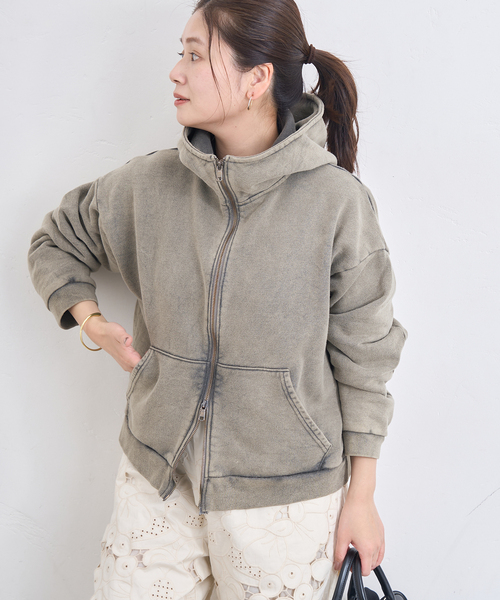 JOURNAL STANDARD(ジャーナルスタンダード)の「ピグメントスウェットパーカー(パーカー・レディース・ブラック系その他/ライトグレー・FREE)」の16枚目の写真