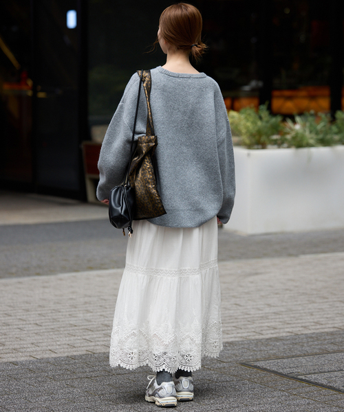 SLOBE IENA(スローブイエナ)の「《WEB限定/追加2》コットンボイルケミカルレーススカート(スカート・レディース・ブラック/ホワイト・FREE)」の16枚目の写真