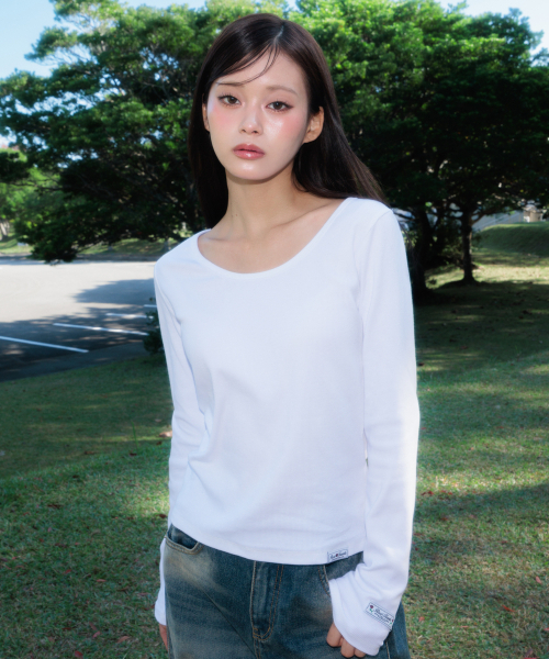 ROSEFRANTZ（ロゼフランツ）の「Essential Rose Label Long Sleeve [Ivory]（Tシャツ/カットソー・レディース・アイボリー・MEDIUM/SMALL）」の6枚目の写真