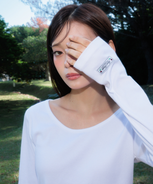 ROSEFRANTZ（ロゼフランツ）の「Essential Rose Label Long Sleeve [Ivory]（Tシャツ/カットソー・レディース・アイボリー・MEDIUM/SMALL）」の10枚目の写真