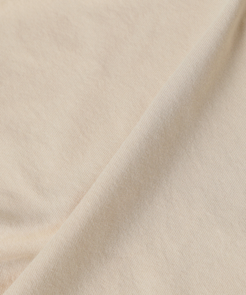 Snow Peak(スノーピーク)の「snow peak / スノーピーク 別注 レスティング ドッグ リンガー Tシャツ(Tシャツ/カットソー・メンズ・ベージュ・X-LARGE/LARGE/MEDIUM)」の2枚目の写真