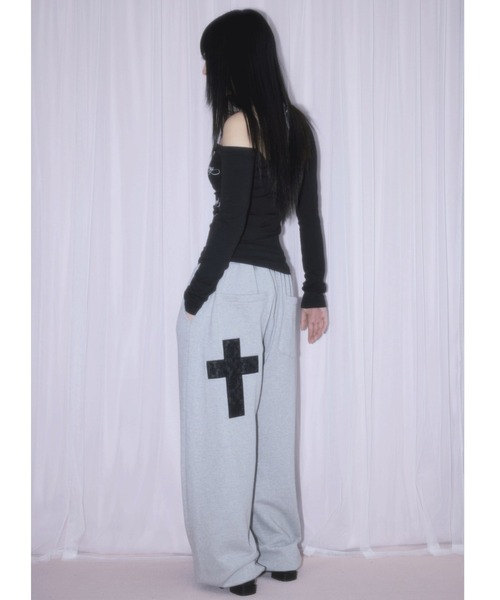 NIIER NOR(ニアノア)の「A'GEM/9 × .kom 『NIIER NOR/ニーアノア』 LACE CROSS SWEATPANTS/レースクロススウェットパンツ(スウェットパンツ・レディース・ホワイト/グレー・FREE)」の12枚目の写真