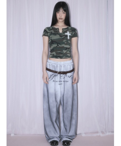 NIIER NOR(ニアノア)の「A'GEM/9 × .kom 『NIIER NOR/ニーアノア』 LACE CROSS SWEATPANTS/レースクロススウェットパンツ(スウェットパンツ・レディース・ホワイト/グレー・FREE)」の4枚目の写真