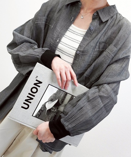 gossara(ゴサラ)の「2.2オンスデニムリブ袖シャツ(シャツ/ブラウス・レディース・ライトベージュ/ブラック/ブルー・FREE)」の8枚目の写真