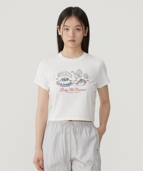 COVERNAT WOMAN(カバーナットウーマン)の「ウーマンクロップベーカリーTシャツホワイト(Tシャツ/カットソー・レディース・その他・WS/WM)」の1枚目の写真