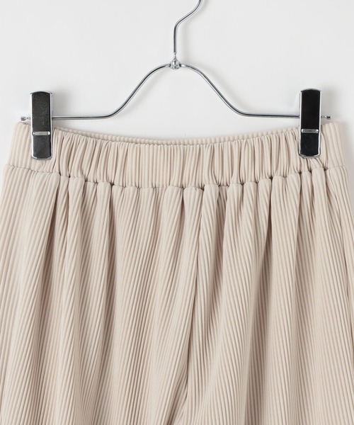 LEPSIM（レプシィム）の「《セルフカット可能》プリーツイージーパンツ　601345（その他パンツ・レディース・イエロー/ブルー/グレイッシュベージュ/カーキ/ブラック/ダークブラウン・FREE）」の9枚目の写真