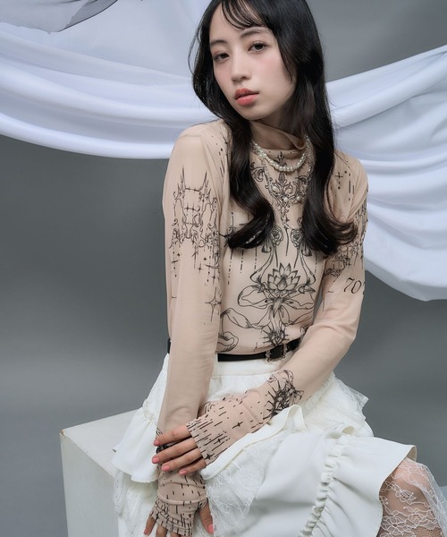 未使用【NANA×HARE】タトゥーシアートップス HARE（ハレ）の「【NANA×HARE】タトゥーシアートップス（Tシャツ