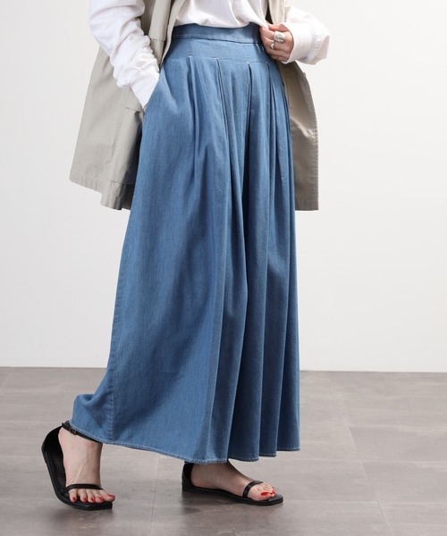 EGLANTINE(エグランティーヌ)の「EGLANTINE タックワイド テンセルデニムパンツ(デニムパンツ・レディース・ネイビー/ブルー・40)」の11枚目の写真