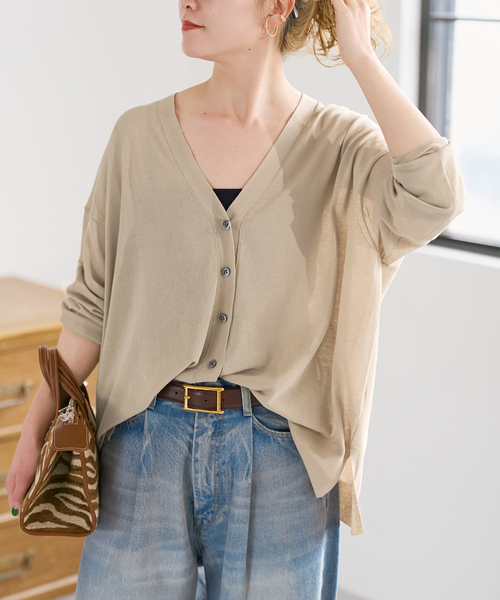 Spick & Span（スピックアンドスパン）の「《接触冷感 / 》ICE FINE Vネックカーディガン（カーディガン/ボレロ・レディース・ブラウン/オレンジ/ネイビー/ベージュ・FREE）」の2枚目の写真