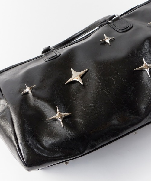 ROOPTOKYO（ループトウキョウ）の「Star-Shaped Patch with Gusset, Faux Leather 2-Way Shoulder Bag / マチ付き スター型バッチ フェイクレザー 2WAYショルダーバッグ 2026年春夏（ショルダーバッグ・レディース・ブラック/シルバー・ONE SIZE）」の6枚目の写真
