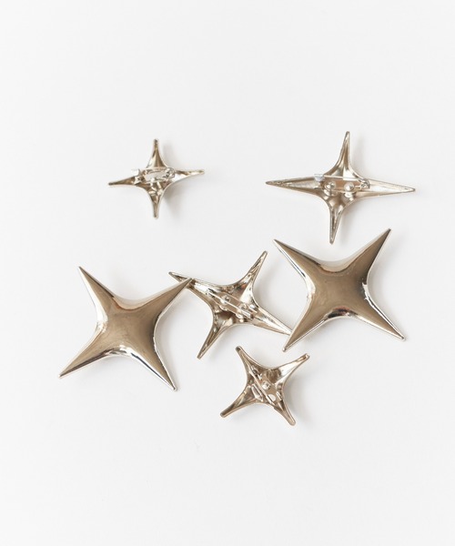 ROOPTOKYO（ループトウキョウ）の「Star-Shaped Patch with Gusset, Faux Leather 2-Way Shoulder Bag / マチ付き スター型バッチ フェイクレザー 2WAYショルダーバッグ 2026年春夏（ショルダーバッグ・レディース・ブラック/シルバー・ONE SIZE）」の13枚目の写真