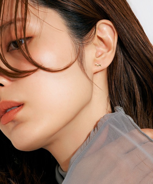 Jewel closet by L&Co.(ジュエルクローゼットバイエルアンドコー)の「K10 馬/ホース ピアス(ピアス(両耳用)・レディース・イエローゴールド・FREE)」の6枚目の写真