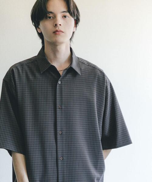 SENSE OF PLACE by URBAN RESEARCH(センスオブプレイスバイアーバンリサーチ)の「マイクロチェックエクストラルーズショートスリーブシャツ(シャツ/ブラウス・メンズ・グリーン/ネイビー/ホワイト/ブラウン/ブラック・LARGE/MEDIUM)」の18枚目の写真