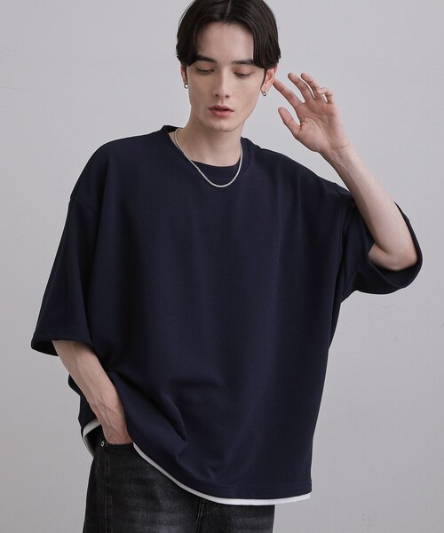 tk.TAKEO KIKUCHI(ティーケータケオキクチ)の「【ネックレス付】ドルマンカットソー(Tシャツ/カットソー・メンズ・ネイビー/ライトグレー/ホワイト/ブラック・03/02)」の4枚目の写真