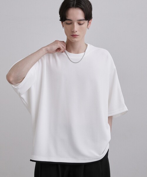 tk.TAKEO KIKUCHI(ティーケータケオキクチ)の「【ネックレス付】ドルマンカットソー(Tシャツ/カットソー・メンズ・ネイビー/ライトグレー/ホワイト/ブラック・03/02)」の17枚目の写真