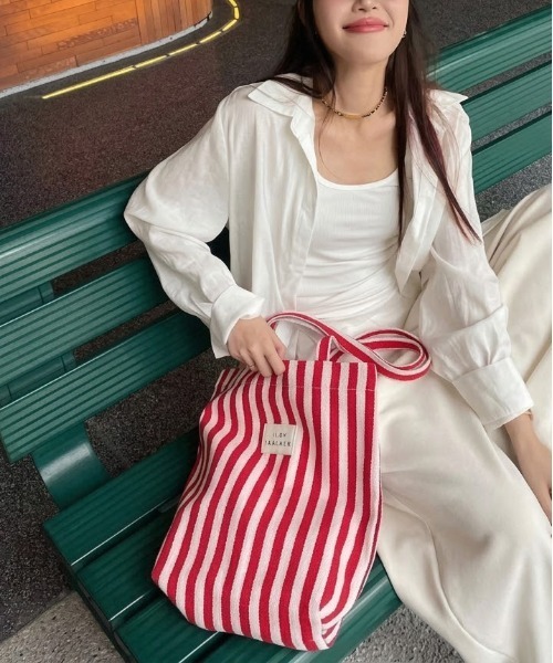 WEGO(ウィゴー)の「カラーストライプ縦長トートバッグ(トートバッグ・レディース・ブルー/グリーン/レッド/ピンク・FREE)」の5枚目の写真