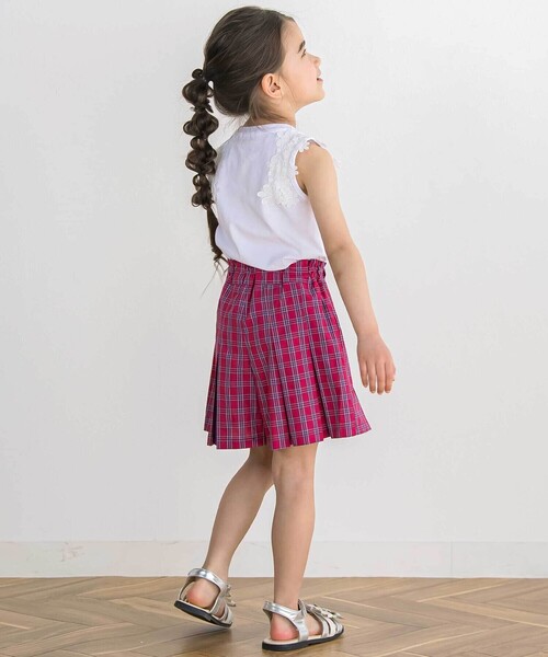 BeBe Petits Pois Vert(ベベプチポワヴェール)の「【店舗限定】【お揃い】無地・クラシカルチェック柄キュロットパンツ(その他パンツ・キッズ・ブラック/ブルー系その他2/ピンク系その他・130cm/140cm/110cm/120cm/150cm)」の7枚目の写真