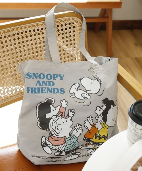 SNOOPY(スヌーピー)の「SNOOPY トートバッグ スヌーピー&フレンズ(トートバッグ・レディース・ラベンダー/ベージュ/グレー・FREE)」の14枚目の写真