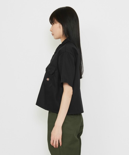 Dickies(ディッキーズ)の「Dickies/ディッキーズ クロップド ワークシャツ 半袖(シャツ/ブラウス・レディース・ホワイト/ブラック・SMALL/MEDIUM/X-SMALL)」の6枚目の写真