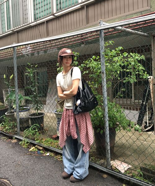 SAYUU（サユ）の「ソフトレイヤードヘンリーネック半袖Tシャツクリーム（Tシャツ/カットソー・レディース・Cream・FREE）」の5枚目の写真
