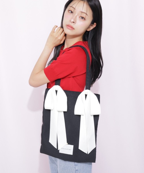 JILL by JILL STUART(ジルバイジルスチュアート)の「<RIBBONシリーズ>ダブルリボントートバッグ(ショルダーバッグ・レディース・ブラウン/ホワイト/ブラック系その他/ブラック・FREE)」の12枚目の写真