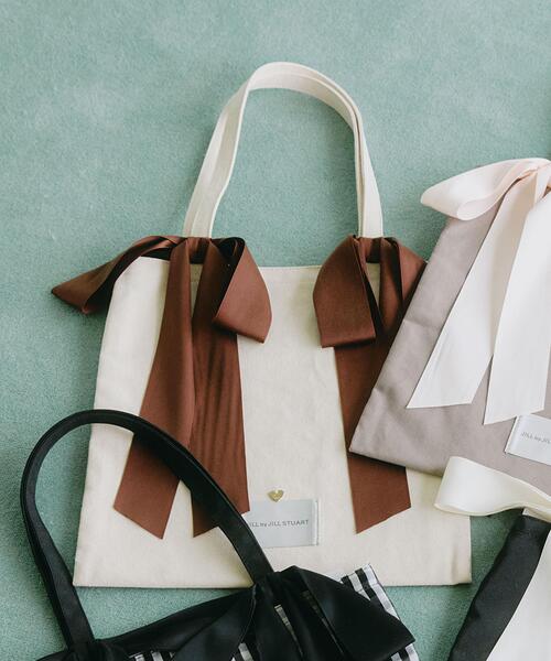 JILL by JILL STUART(ジルバイジルスチュアート)の「<RIBBONシリーズ>ダブルリボントートバッグ(ショルダーバッグ・レディース・ブラウン/ホワイト/ブラック系その他/ブラック・FREE)」の7枚目の写真