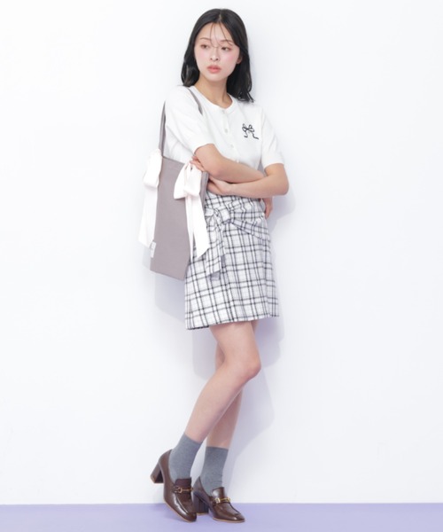 JILL by JILL STUART(ジルバイジルスチュアート)の「<RIBBONシリーズ>ダブルリボントートバッグ(ショルダーバッグ・レディース・ブラウン/ホワイト/ブラック系その他/ブラック・FREE)」の5枚目の写真