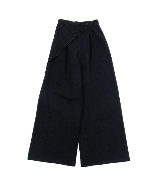 murea(ミュレア)の「アシンメトリーレイヤード風フラワーレースルーズパンツ(その他パンツ・レディース・ブラック/オリーブ・FREE)」の16枚目の写真