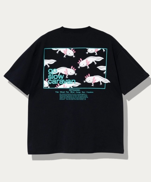 go slow caravan（ゴースローキャラバン）の「USA/C スクエアLOGO バックプリント ゆったりTEE（Tシャツ/カットソー・メンズ・イエロー/アイボリー/ネイビー/グリーン/ブラック/ブラック系その他2/ホワイト系その他2・LARGE/X-LARGE/MEDIUM）」の5枚目の写真