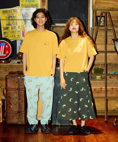 go slow caravan（ゴースローキャラバン）の「USA/C スクエアLOGO バックプリント ゆったりTEE（Tシャツ/カットソー・メンズ・イエロー/アイボリー/ネイビー/グリーン/ブラック・LARGE/X-LARGE/MEDIUM）」の6枚目の写真