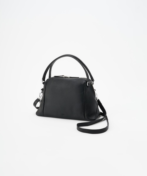 ONE.(ワンドット)の「【ONE./ワンドット】Mini Boston Shoulder Bag / 撥水レザー(ハンドバッグ・メンズ・ブラック・FREE)」の3枚目の写真