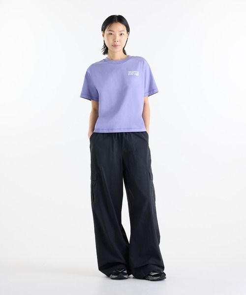 NEW BALANCE(ニューバランス)の「Athletics プレミアムロゴヒップ丈ショートスリーブTシャツ(リラックス)(Tシャツ/カットソー・レディース・ダークグリーン/ラベンダー/ヘザーグレー・SMALL/XX-LARGE/X-LARGE/LARGE/MEDIUM)」の15枚目の写真