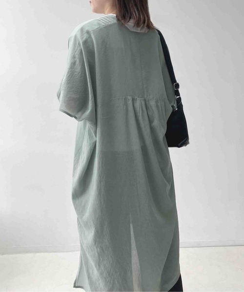 AS KNOW AS plus（アズノゥアズプラス）の「〇ひんやり冷感 ナチュラルVネック半袖ワンピース インナータンク付き 2点セットアイテム（ワンピース・レディース・ミント/ブラウン/ブラック・FREE）」の21枚目の写真