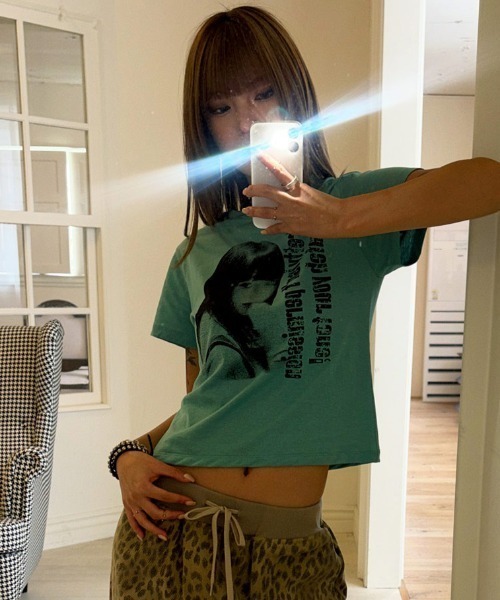 runningHIGH(ランニングハイ)の「A'GEM/9 × .kom 『runningHIGH/ランニングハイ』 WATCH YOUR TONE H/S TEE/ ウォッチユアトーングラフィックTシャツ(Tシャツ/カットソー・レディース・ホワイト/イエロー/グリーン・FREE)」の14枚目の写真
